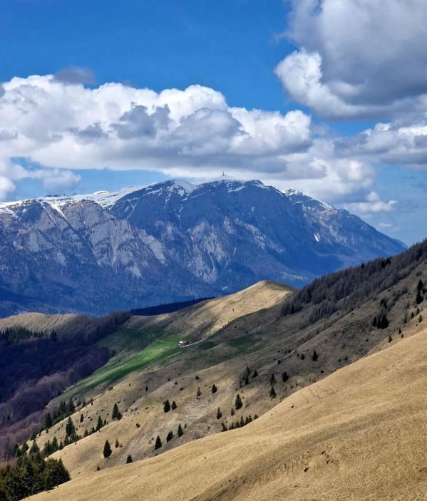 crucea-caraiman-muntii-baiului