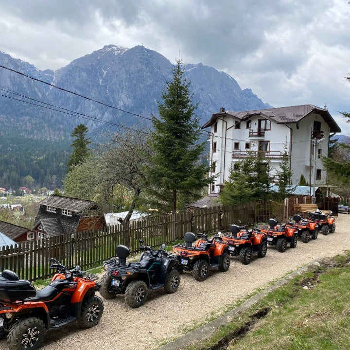 flota-inchirieri-atv-busteni